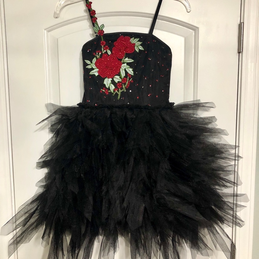 Like New Ohh La La Couture Dress🖤❤️